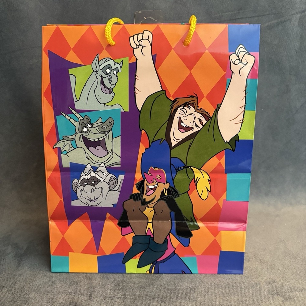 Vintage 1996 Disney Hunchback of Notre Dame Hallmark Gift Bag Esmeralda Quasimo - Picture 3 of 6